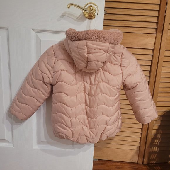 Litle girls 4y coats - Picture 4 of 8